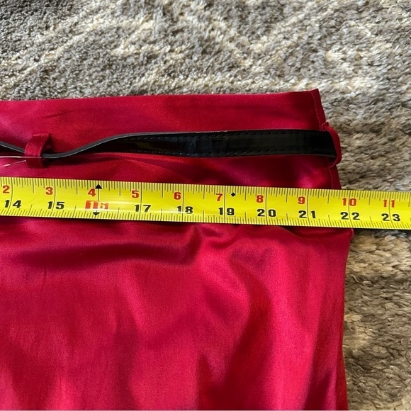 NWT Torrid Retro Vintage Pinup Red Sateen Belted Pencil Skirt 18W - Picture 5 of 7